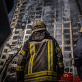 Why Professional Fire And Odor Removal Services Are Recommended By Hollywood's Log Home Builders For Restoring Fire-Damaged Homes